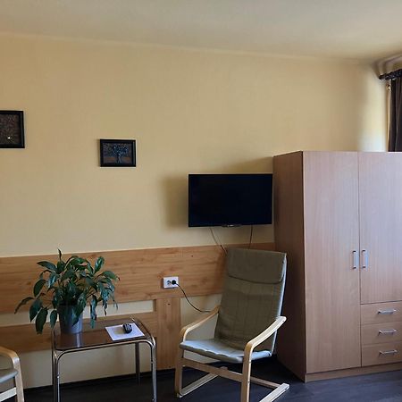 Adel Apartman Sárvár Exterior foto