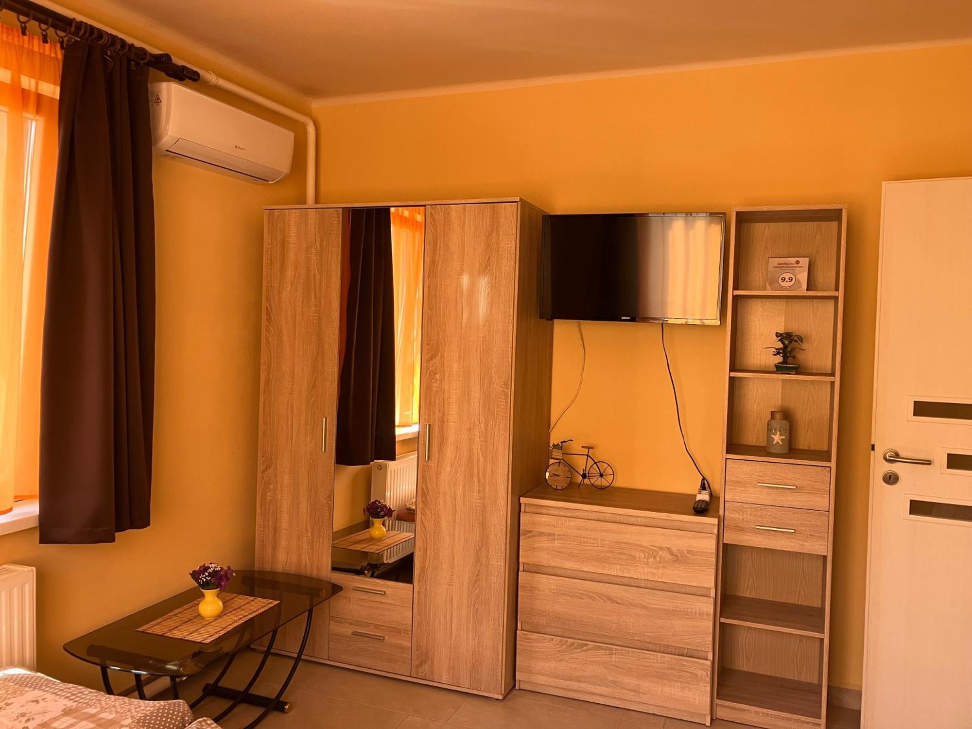 Adel Apartman Sárvár Exterior foto